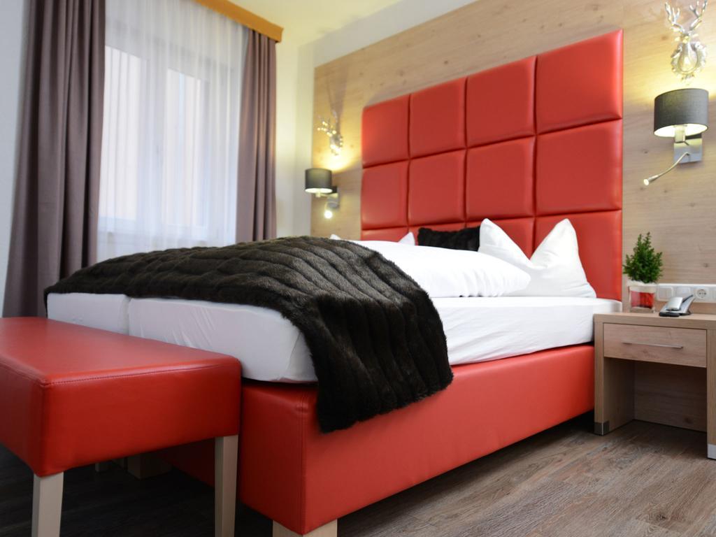 Land-Gut Hotel Zum Loewen Garni Marktheidenfeld Quarto foto